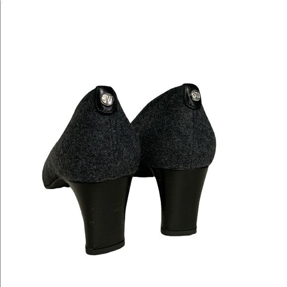 𝅺stuart Weitzman Felt Wool Heels - Picture 7 of 9